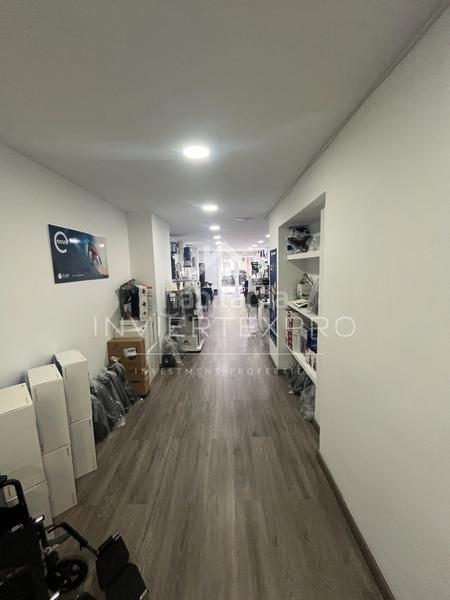 Foto 6bc8e416-2d18-414e-aa73-af4c81c164d3. Transfer business premise with heating in Sant Ramon - Maternitat Barcelona