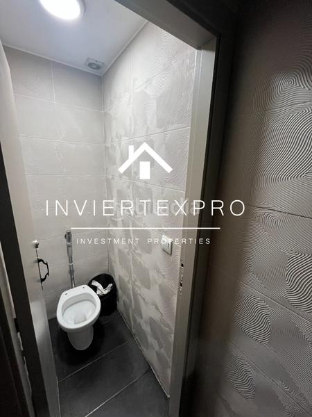 Foto 68e3906f-29d7-4e5d-aab2-0381fb3d4212. Traspàs local comercial amb calefacció a Hostafrancs Barcelona