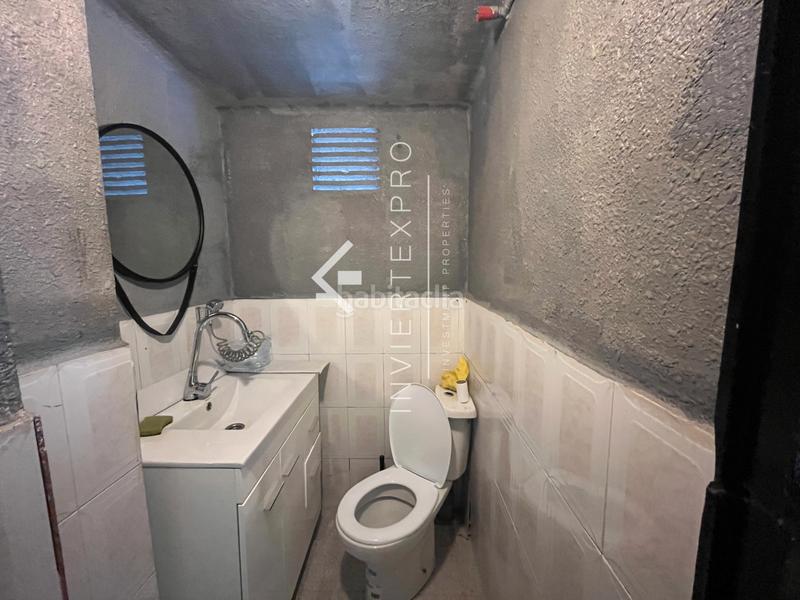 Foto 312b9ac0-98ab-40db-86e0-d7b474f2fa56. Traspàs local comercial amb calefacció a Sant Andreu de la Barca