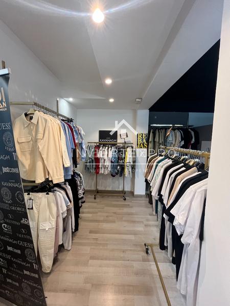 Foto 36821a68-db97-4993-b44f-d20bdffa7341. Trapasso locale commerciale con riscaldamento in Sant Andreu de la Barca