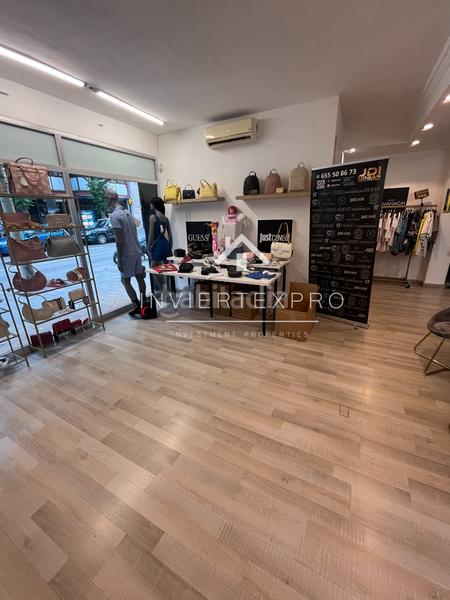 Foto 92d122cc-8f5d-43c4-aabc-968959103d51. Trapasso locale commerciale con riscaldamento in Sant Andreu de la Barca