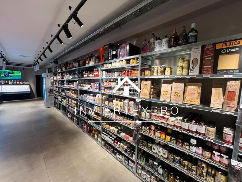 Foto b39510d7-3b99-4bb0-aeaf-0b6ad7414b05. Traspàs local comercial a La Nova Esquerra de l´Eixample Barcelona