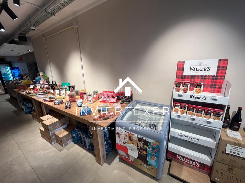 Foto 72ae4f7c-a1ef-4781-ade7-ab10f74693d2. Traspaso local comercial en La Nova Esquerra de l´Eixample Barcelona