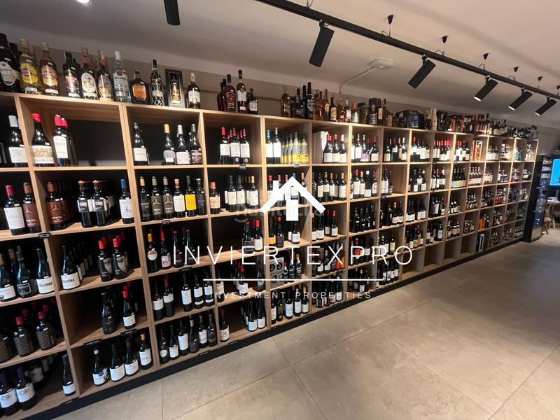 Foto 8ee7c951-3609-43ed-b71b-b5a081a65d1a. Traspaso local comercial en La Nova Esquerra de l´Eixample Barcelona