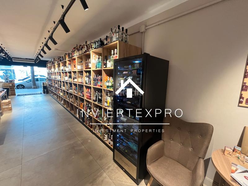 Foto 46a78680-61c4-4ba2-9572-d920086c4a13. Pas-de-porte local commercial dans La Nova Esquerra de l´Eixample Barcelona