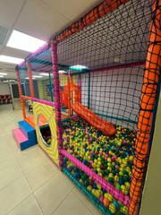 Umzug Geschäftsraum in El Camp de l´Arpa del Clot. ¡oportunidad única! se traspasa local de fiestas infantiles tota