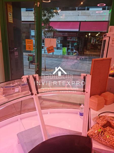 Foto 164c7f8d-8663-4252-af46-f69ad17818b1. Pas-de-porte local commercial dans Centre Sabadell