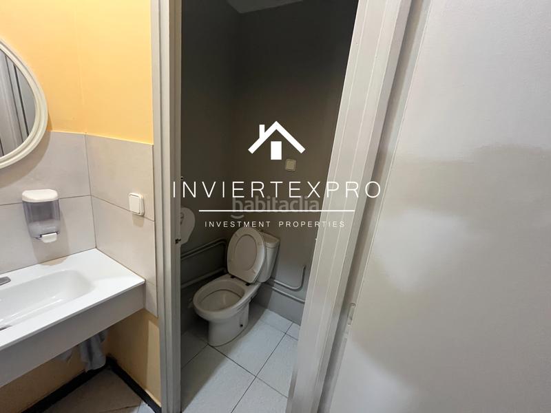 Foto 151cb100-f204-411b-813e-8d17b6010072. Transfer business premise with heating in Centre-Eixample-Can Llobet Barberà del Vallès