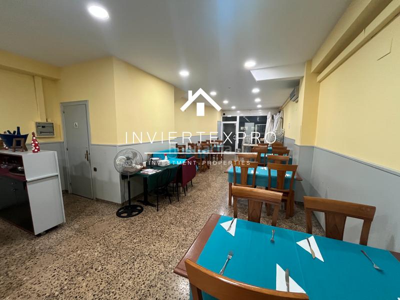 Foto 4d0830ba-9a9c-402c-b393-7e09aad28839. Traspaso local comercial en Centre-Eixample-Can Llobet Barberà del Vallès
