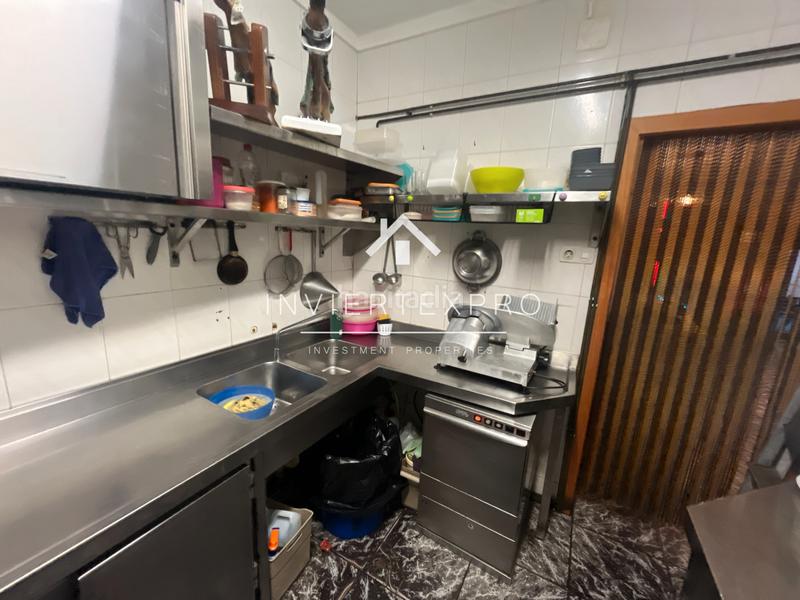 Foto b47f1895-3c18-4ac1-93fb-9e11f8255c24. Transfer business premise in Centre - Estació Sant Cugat del Vallès