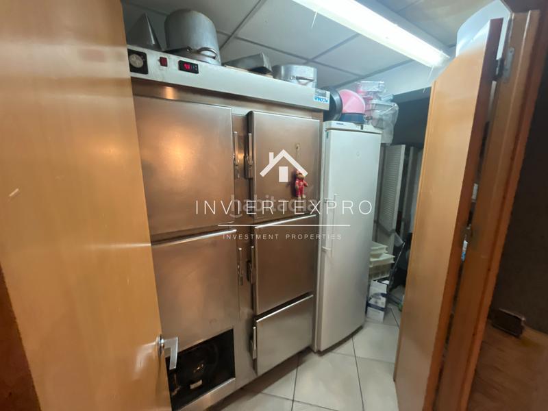 Foto 964152d8-b78b-4c16-ba8a-499cde52a9f1. Traspaso local comercial oportunidad de adquirir un negocio consolidado en Montcada i Reixac