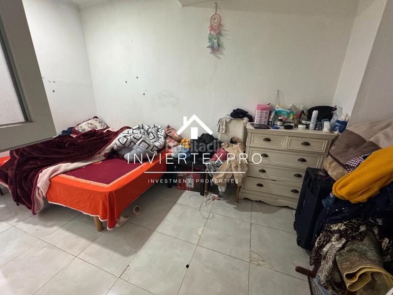 Foto 5615206f-52ee-45ca-8246-f1659e769915. Local comercial a Raval Barcelona