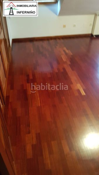 Foto 01badb12-ad89-49a4-81fa-d4bbc0d5e8f9. Pis a Zona Ultramar Ferrol