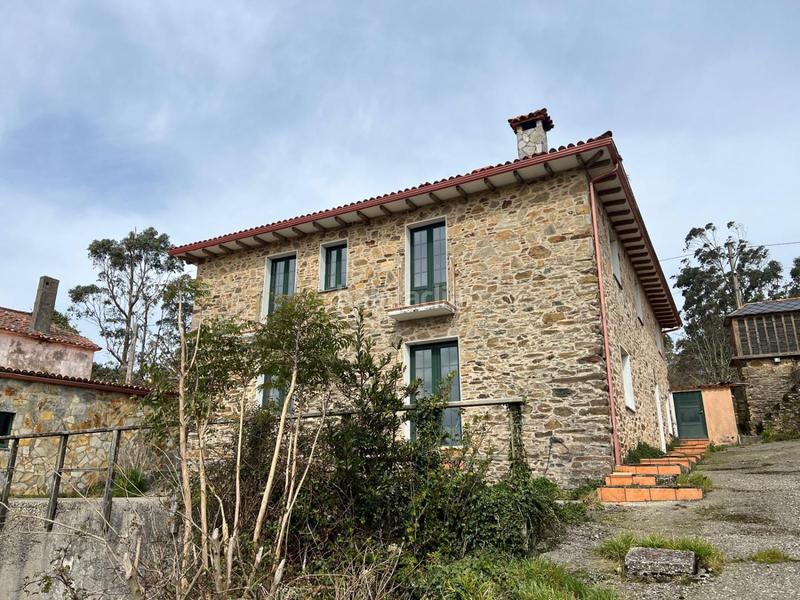 Foto c825dc02-f8da-4e26-b16e-295e2b187d44. Chalet dans Cedeira