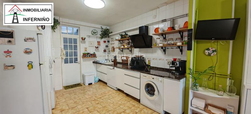 Foto d9a5e649-f94a-4965-a56d-fbc4bbefc5bb. Duplex con riscaldamento in Canido Ferrol