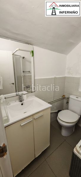 Foto 49440536-1a9b-48c1-a7ff-c63211f24552. Edifici a Porta Nova Ferrol