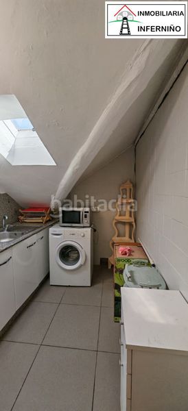 Foto bd9884b2-8fe2-4767-a276-92394ed26657. Edifici a Porta Nova Ferrol