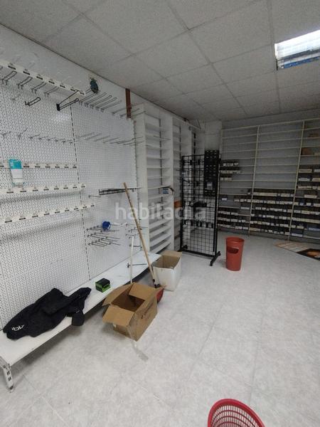 Foto acbbc6c7-d2d9-4147-928e-1ca7fbbf5599. Locale commerciale in Porta Nova Ferrol