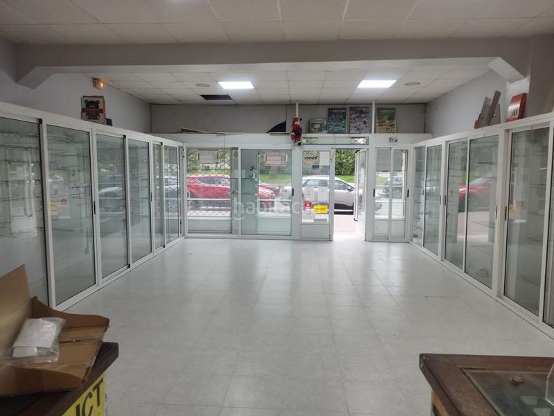 Foto f76cfdeb-230b-41ae-ba75-c28e17f5ed66. Locale commerciale in Porta Nova Ferrol