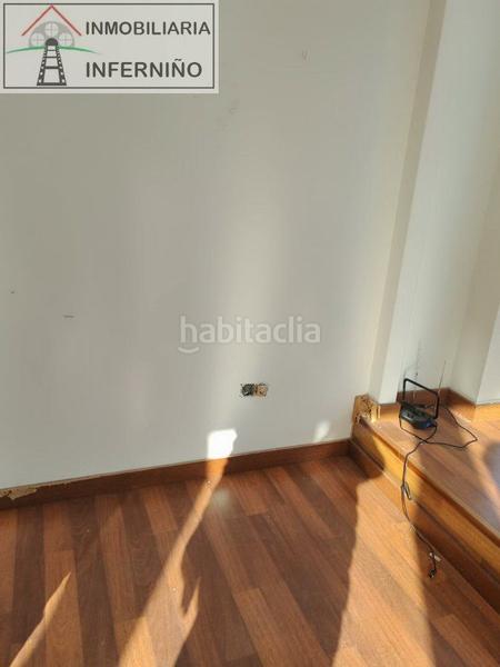 Foto 4d5a79eb-a341-4fbd-a6b3-90e490cb63ff. Edifici a Centro Ferrol