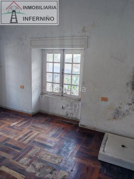 Foto 9ccbe094-71c3-432b-b1d9-e41ef4c620b6. Edifici a Centro Ferrol