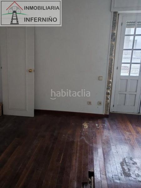 Foto bab0390b-1aca-49a3-b066-5e4741c51d28. Edifici a Centro Ferrol