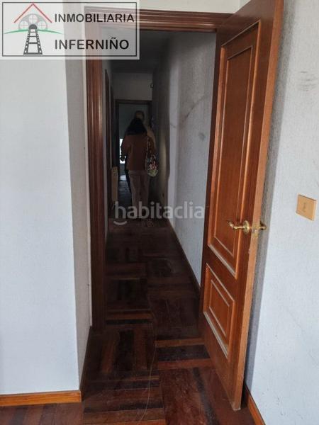 Foto fd40f16a-a10c-420f-9608-9beccaa093ec. Edifici a Centro Ferrol