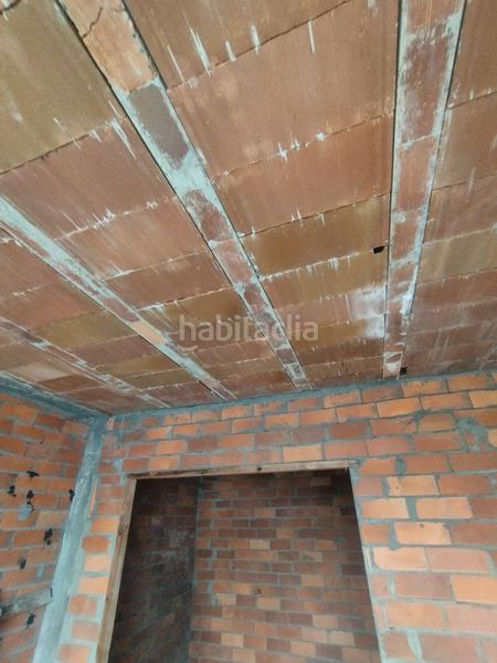 Foto fb3b25d4-686a-49cd-adf0-0580d5ba871b. Edifici a A Gándara Narón