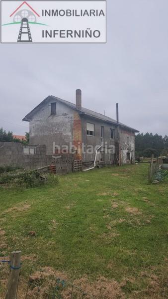 Foto edf49349-eb79-4e0d-bbf2-3edb3001ee82. Haus mit parking in Valdoviño