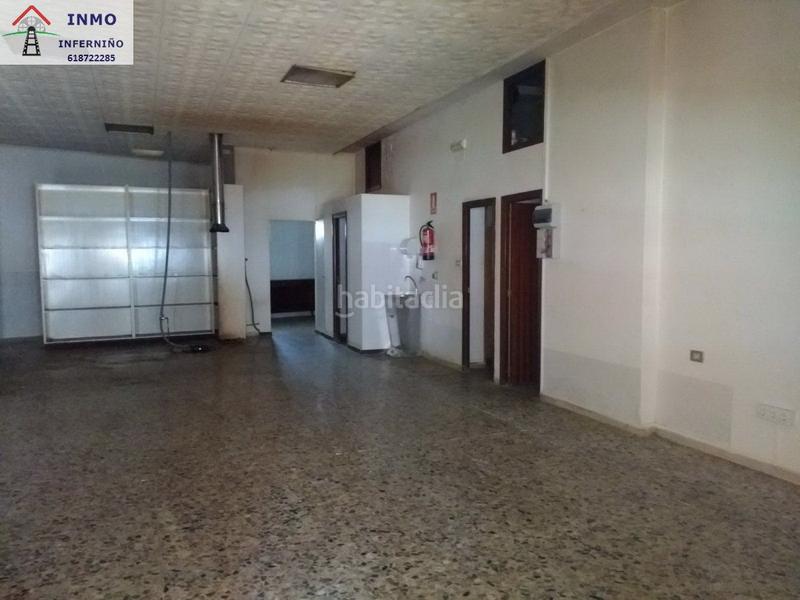 Foto 5004506f-07fb-42c2-8ab7-ba00ff5491f1. Location local commercial dans Centro Ferrol