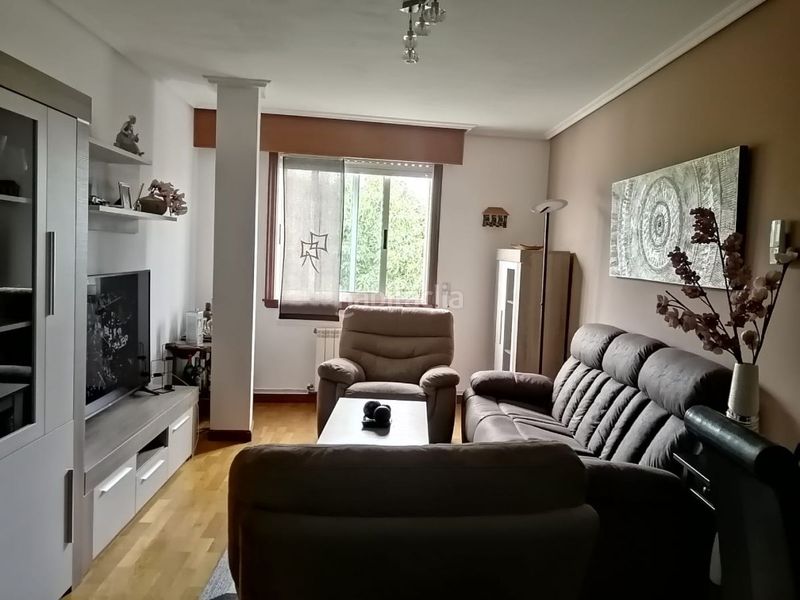 Foto 014ece1d-814b-4c75-b120-82001fe5b0e4. Dúplex amb calefacció aparcament a A Malata - Catabois - Ciudad Jardín Ferrol