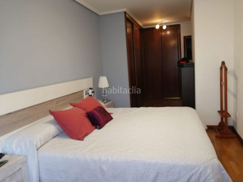 Foto 3b6755df-d260-4164-9f0b-47b77cf4a8cb. Dúplex amb calefacció aparcament a A Malata - Catabois - Ciudad Jardín Ferrol