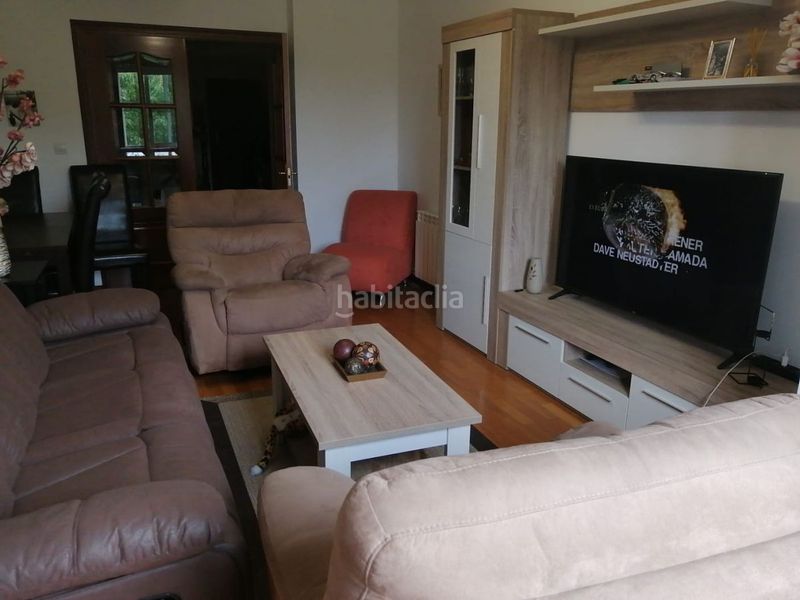 Foto ab7a39b8-970c-484f-a23a-9ce4611f9ced. Dúplex amb calefacció aparcament a A Malata - Catabois - Ciudad Jardín Ferrol