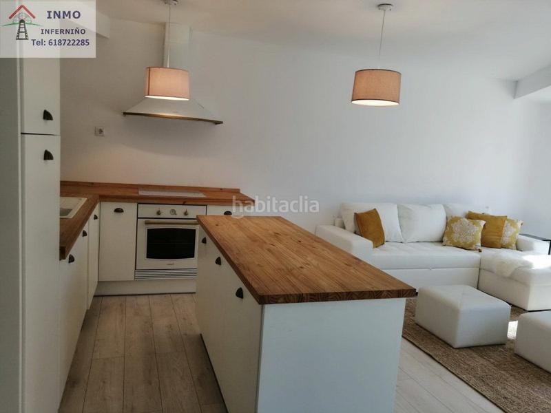 Foto 7aab2c03-a580-4f35-a3ea-184a71d58e0a. Rent flat with heating in Centro Ferrol