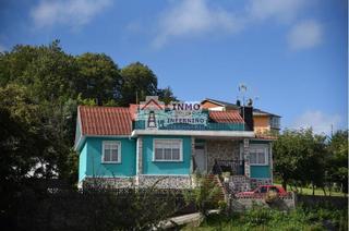 Chalet à A Malata - Catabois - Ciudad Jardín. Chalet en venta en canido, 6 dormitorios.