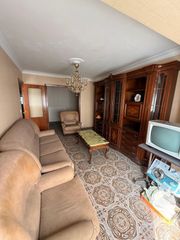 Flat in Porta Nova. Piso en venta en inferniño, 3 dormitorios.