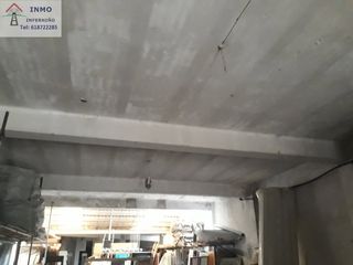 Lloguer Local Comercial a Fajardo. Local com. en alquiler en ensanche b, 1 despacho.