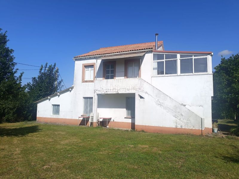 Foto 13cf569e-432e-403a-8261-1ee969b7f667. Casa amb aparcament a A Malata - Catabois - Ciudad Jardín Ferrol