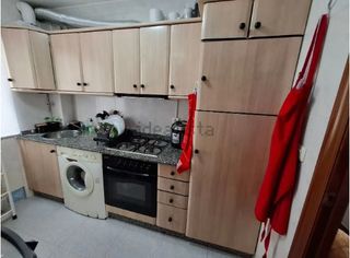 Etagenwohnung in A Gándara. Piso en venta en el alto, 3 dormitorios.