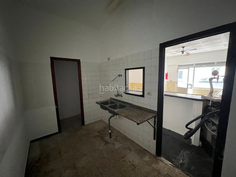 Foto 87a2a46e-5f71-481b-8bae-34e2ae1c3fed. Local comercial a Porta Nova Ferrol