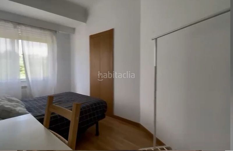 Foto 4b12f6bd-249c-4b4f-bd66-4bbac116850b. Rent flat in Plaza de España Ferrol