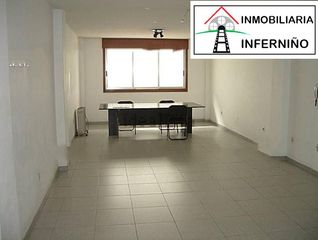 Location Bureau à Ferrol Vello - Puerto. Oficina en alquiler en centro.