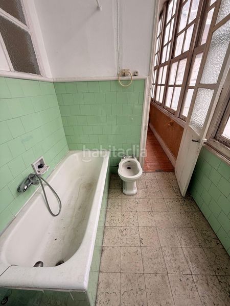 Foto 0e135469-b5a7-4bc2-9708-72b0a0037910. Pis a Centro Ferrol