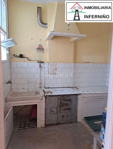 Foto 6b9d31fa-9e2a-42ca-a9e4-6d0f5dbb37da. Pis a Centro Ferrol