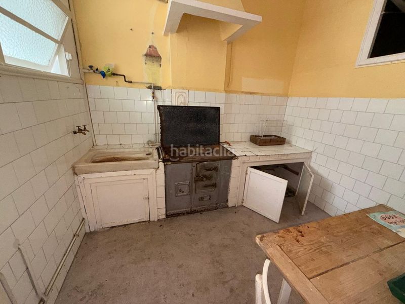 Foto c6aa955b-67e7-4549-81df-ea35c795f795. Pis a Centro Ferrol