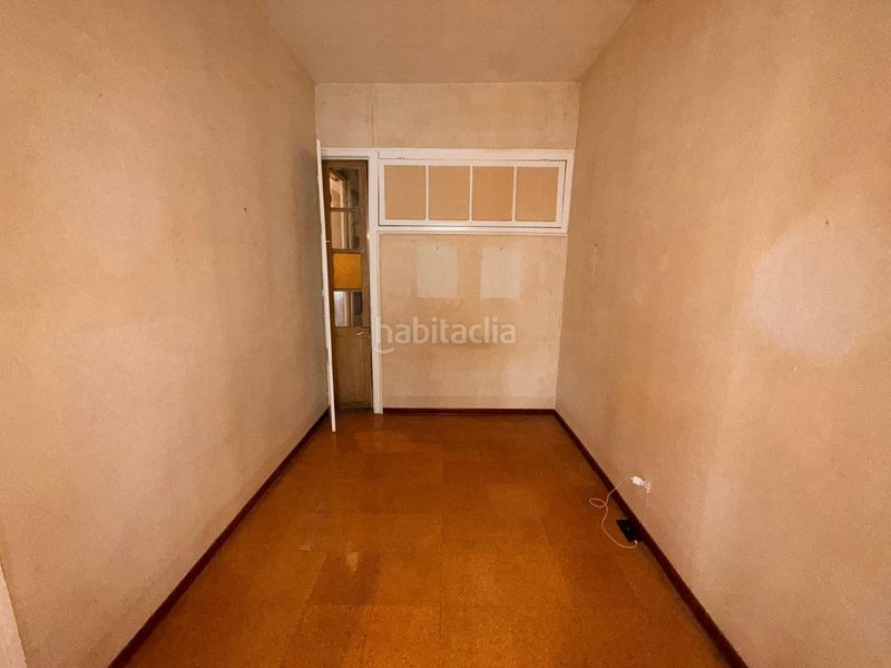 Foto e712f775-ed8e-4be4-b86c-0f292a7217fb. Pis a Centro Ferrol