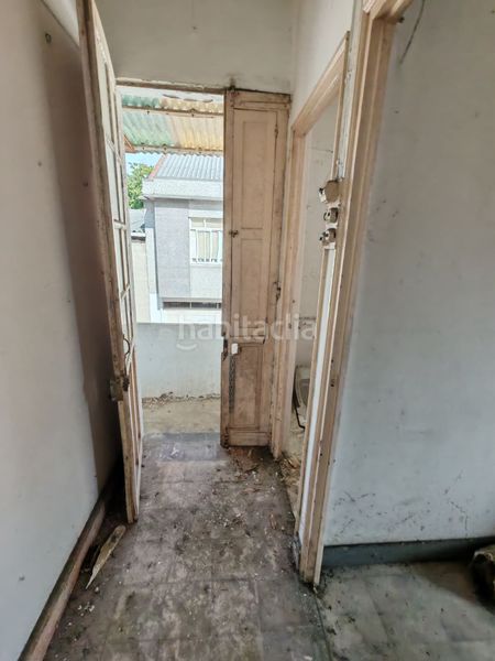 Foto a2047706-0464-4d28-87cd-1048dd78aa5a. Casa amb calefacció a Piñeiros - Freixeiro Narón