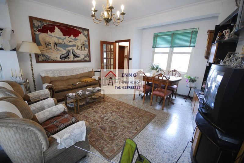 Foto 7918ded5-097c-4173-be28-aadbf5f5862f. Casa a Porta Nova Ferrol