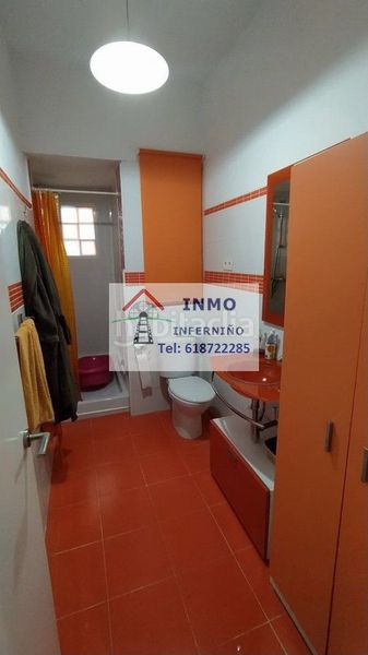 Foto cd4fe97a-ffdd-472c-8e64-150c5c403a8c. Casa a Porta Nova Ferrol