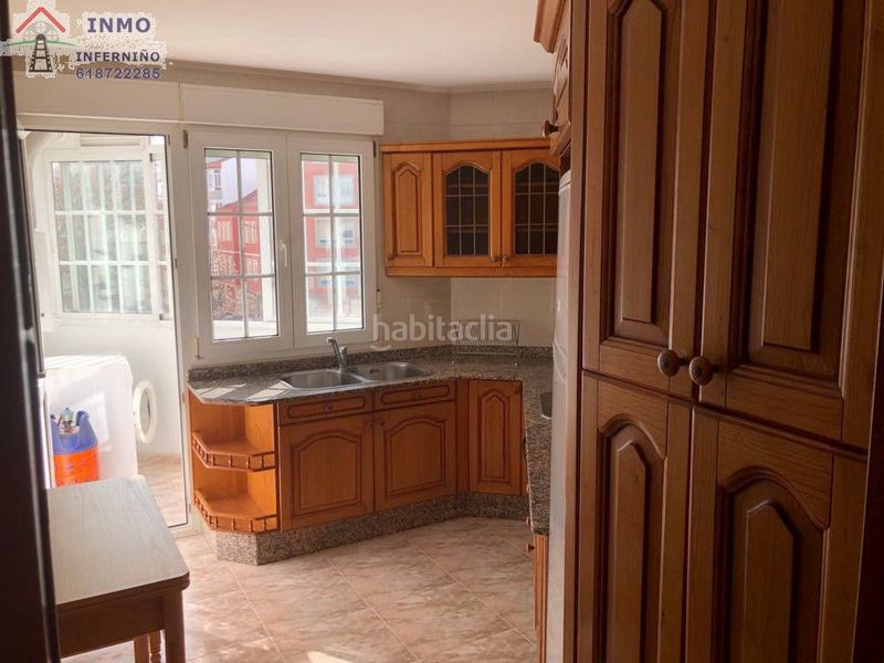 Foto ef0fe9ac-ad11-42b7-9aea-bf9a7562909c. Rent flat in Porta Nova Ferrol